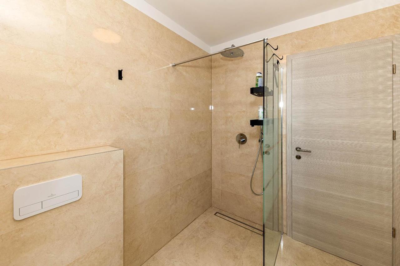 Penthaus Lukic Crikvenica Appartement Buitenkant foto